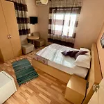 Algo Hotel